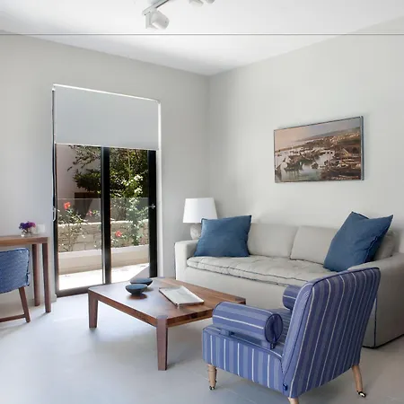 Aethrion Boutique Homes דירה קאטו דרטסו